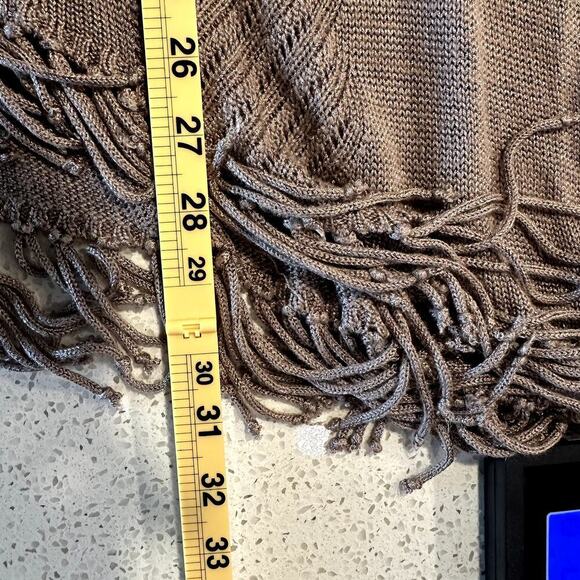 Saks Fifth Avenue M/L Tan Knit Fringe Hem Poncho Sweater Boho Chic - Picture 8 of 8